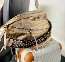 Carregar imagem no visualizador da galeria, Bolsa IPANEMA em couro legítimo