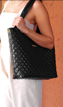 Carregar imagem no visualizador da galeria, Bolsa PARIS em couro legítimo