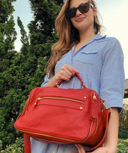 Carregar imagem no visualizador da galeria, Bolsa SUÍÇA em couro legítimo