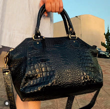 Carregar imagem no visualizador da galeria, Bolsa SARDEGNA em couro legítimo