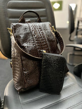 Carregar imagem no visualizador da galeria, Bolsa Mochila TOKYO antifurto em couro legítimo