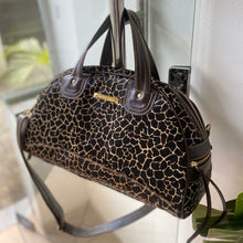 Carregar imagem no visualizador da galeria, Bolsa ROTERDÃ em couro legítimo