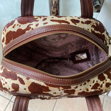 Carregar imagem no visualizador da galeria, Bolsa ROTERDÃ em couro legítimo