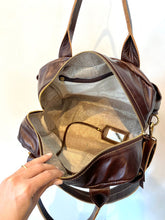 Carregar imagem no visualizador da galeria, Bolsa BUENOS AIRES em couro legítimo