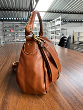 Carregar imagem no visualizador da galeria, Bolsa BOLÍVIA em couro legítimo