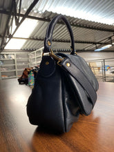 Carregar imagem no visualizador da galeria, Bolsa BOLÍVIA em couro legítimo