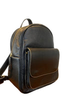 Carregar imagem no visualizador da galeria, Mochila MONTREAL em couro legítimo