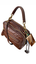 Carregar imagem no visualizador da galeria, Bolsa GÊNOVA MATELASSÊ em couro legítimo