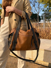 Carregar imagem no visualizador da galeria, Bolsa JAPÃO em couro legítimo