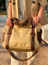 Carregar imagem no visualizador da galeria, Bolsa JAPÃO em couro legítimo