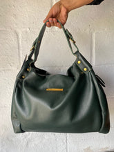 Carregar imagem no visualizador da galeria, Bolsa CAPADÓCIA em couro legítimo