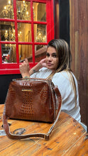 Carregar imagem no visualizador da galeria, Bolsa NÁPOLI em couro legítimo