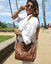 Carregar imagem no visualizador da galeria, Bolsa HOLANDA em couro legítimo