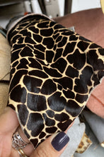 Carregar imagem no visualizador da galeria, Bolsa rústica PANAMÁ em couro legítimo