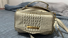 Carregar imagem no visualizador da galeria, Bolsa MÔNACO em couro legítimo