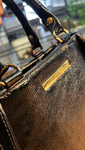 Carregar imagem no visualizador da galeria, Bolsa MALDIVAS em couro legítimo