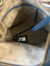 Carregar imagem no visualizador da galeria, Lançamento! Bolsa ROMÊNIA em couro legítimo