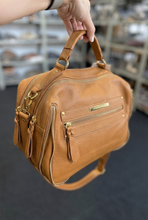Carregar imagem no visualizador da galeria, Bolsa SUÍÇA em couro legítimo