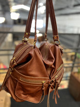 Carregar imagem no visualizador da galeria, Bolsa ESPANHA em couro legítimo
