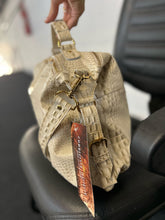 Carregar imagem no visualizador da galeria, Bolsa LUXEMBURGO em couro legítimo