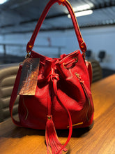 Carregar imagem no visualizador da galeria, Bolsa RIO em couro legítimo