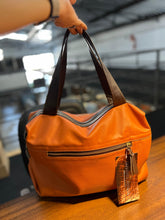 Carregar imagem no visualizador da galeria, Bolsa TURQUIA em couro legítimo