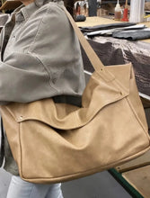 Carregar imagem no visualizador da galeria, Bolsa FRANÇA em couro legítimo