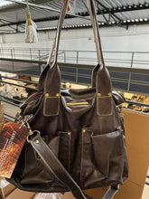 Carregar imagem no visualizador da galeria, Bolsa VALÊNCIA em couro legítimo
