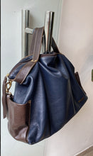 Carregar imagem no visualizador da galeria, Bolsa ALEJANDRÍA em couro legítimo