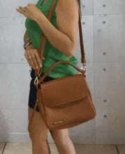 Carregar imagem no visualizador da galeria, Bolsa INGLESA em couro legítimo