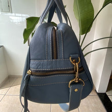 Carregar imagem no visualizador da galeria, Bolsa ROTERDÃ em couro legítimo