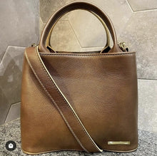 Carregar imagem no visualizador da galeria, Bolsa MALTA em couro legítimo