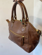 Carregar imagem no visualizador da galeria, Bolsa SARDEGNA em couro legítimo