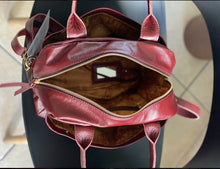 Carregar imagem no visualizador da galeria, Bolsa BUENOS AIRES em couro legítimo