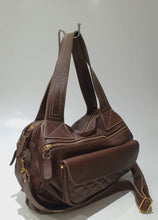 Carregar imagem no visualizador da galeria, Bolsa BAHAMAS MATELASSÊ em couro legítimo