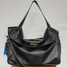 Carregar imagem no visualizador da galeria, Bolsa FRANÇA em couro legítimo
