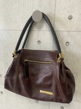 Carregar imagem no visualizador da galeria, Bolsa VIENA em couro legítimo