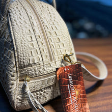 Carregar imagem no visualizador da galeria, Bolsa ROTERDÃ em couro legítimo