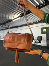 Carregar imagem no visualizador da galeria, LANÇAMENTO! Bolsa MARROCOS em couro legítimo