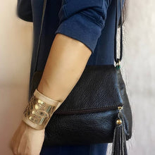Carregar imagem no visualizador da galeria, Bolsa ATENAS em couro legítimo