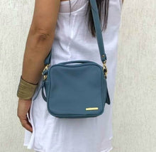 Carregar imagem no visualizador da galeria, Bolsa CANCUN em couro legítimo