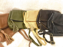 Carregar imagem no visualizador da galeria, Bolsa ATENAS em couro legítimo