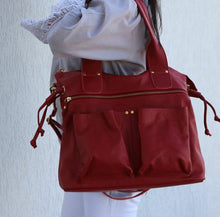 Carregar imagem no visualizador da galeria, Bolsa BARCELONA em couro legítimo