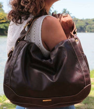 Carregar imagem no visualizador da galeria, Bolsa BÉLGICA em couro legítimo