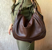 Carregar imagem no visualizador da galeria, Bolsa BÉLGICA em couro legítimo