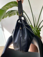 Carregar imagem no visualizador da galeria, Bolsa CAPADÓCIA em couro legítimo