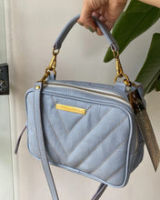 Carregar imagem no visualizador da galeria, Bolsa GÊNOVA MATELASSÊ em couro legítimo