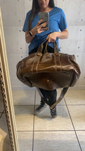 Carregar imagem no visualizador da galeria, Mala de Viagem HELSINK em couro legítimo