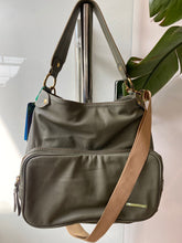 Carregar imagem no visualizador da galeria, Bolsa AUSTRÁLIA em couro legítimo