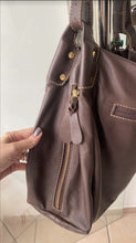 Carregar imagem no visualizador da galeria, Bolsa CAPADÓCIA em couro legítimo